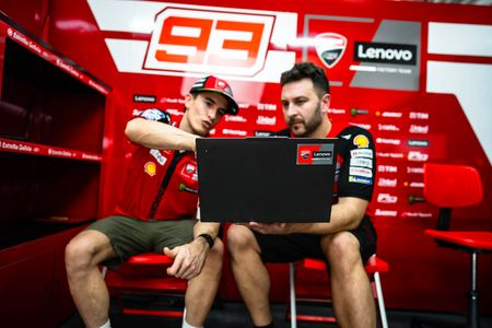 A legendary MotoGP™🏁 circuit. A new challenge. The Ducati Lenovo Team is set for Silverstone. Let's get the British Grand Prix weekend underway. 🇬🇧 @DucatiCorse