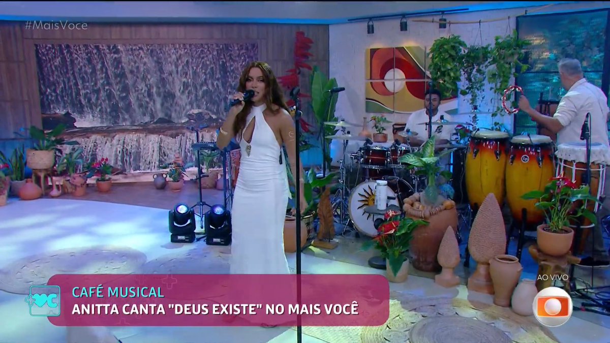 QUE SEXTOU MARAVILHOSOOOO!!!! 🤩 @anitta cantando 'Deus Existe' no #MaisVocê 🎶 #TVGlobo ANITTA NO MAIS VOCÊ