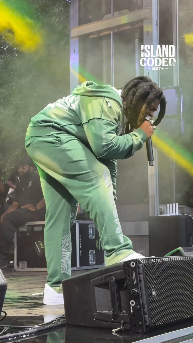 Rum Island Festival... yuh did dat! 🇯🇲🇹🇹🇧🇧🇭🇹🇬🇾 It may have been the first of many, but it already feels like an Atlanta summer staple. From seeing the Caribbean community show up deep to Pretty Vee being the perfect host, and top-tier performances from Denise Belfon, Ayetian, and Aidonia, I left Piedmont Park with my spirit full and already counting down to the next one. One thing about the culture, it's always going to bring people together. This is Island Coded. 🌴 #BET #IslandCoded