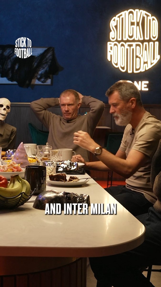 "Inter Milan want to give you £4 million pounds a year!" 🤯 Can you imagine Paul Scholes in an Inter Milan shirt? 🤨
