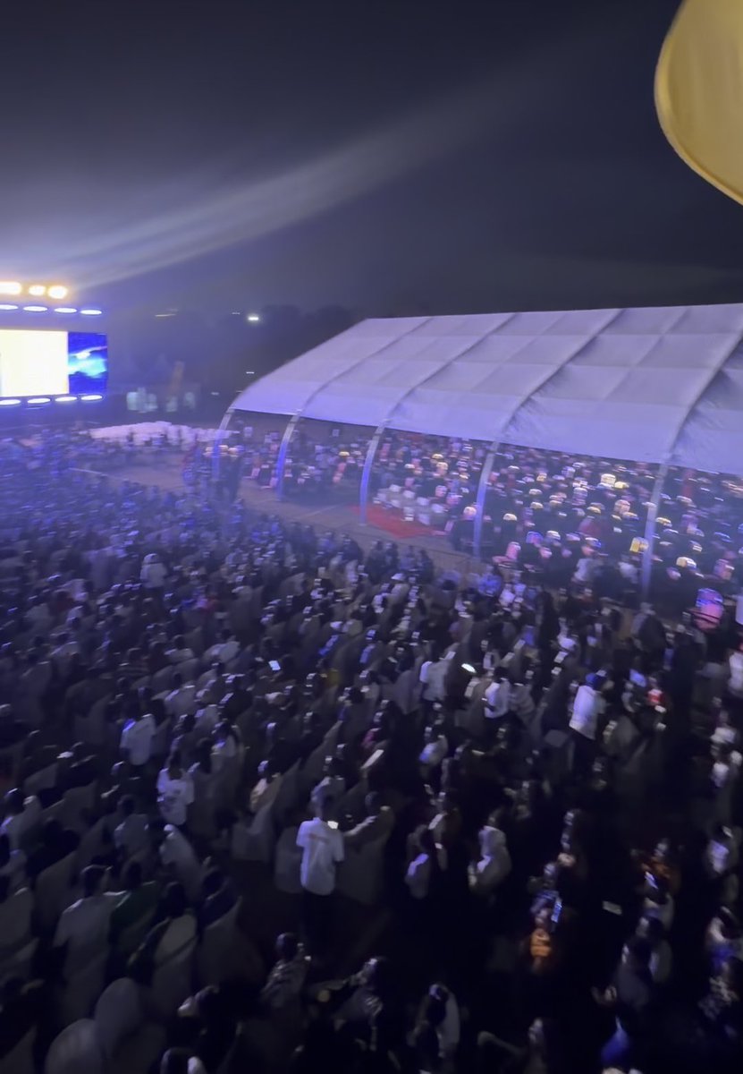 Ray G sells out Kololo Airstrip by 7 PM #TuzeKololo