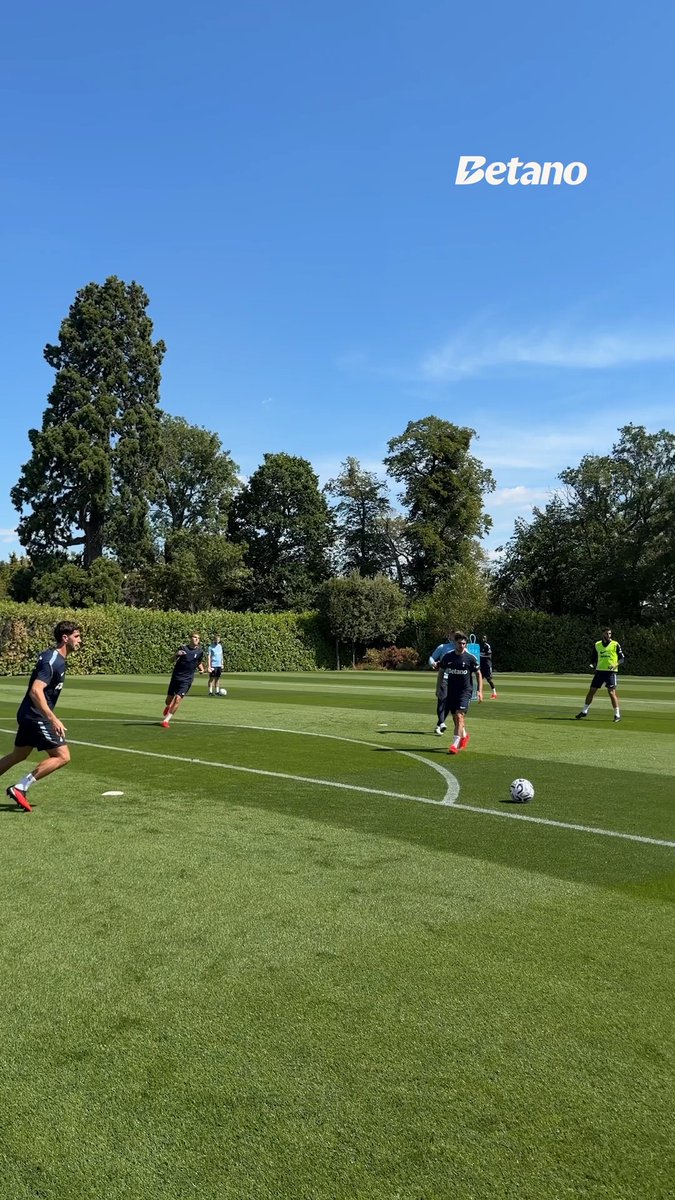 Working in the sun ☀️ 💪 Betano UK