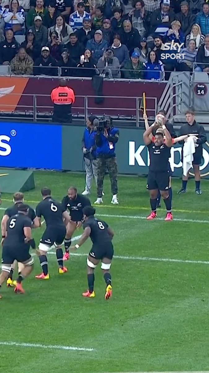 The FIRST try of Castle Double Malt Rugby's Greatest Rivalry 🙌🏽
