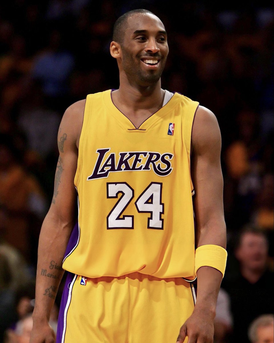 Kobe Bryant led the Lakers with 45 points in a WCR1 Game 3 win over the Suns! (2007) 45 PTS 6 AST 6 REB 1 STL 1 BLK 58% FG (15/26) 100% FT (13/13)