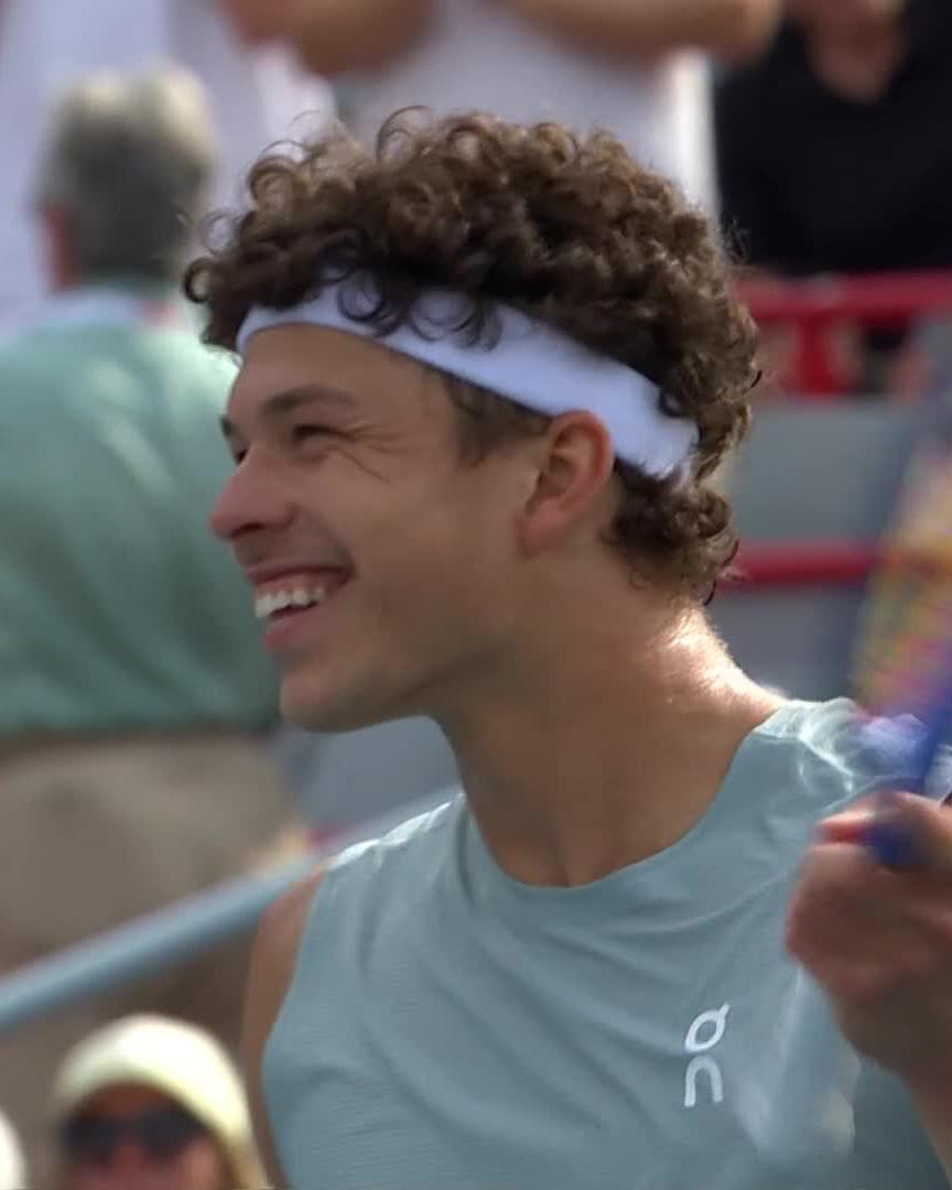 Sharp Shelton show ๐ช The reigning champ flies past Bergs 6-3 6-2 in an hour!