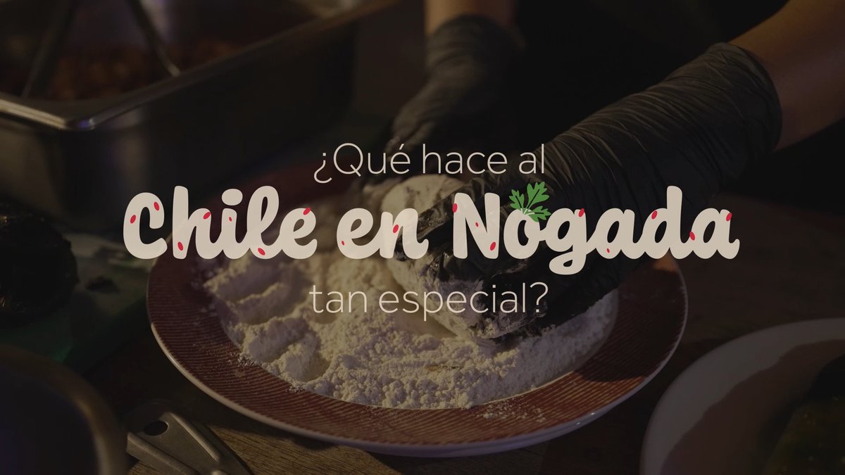 🌶️ ¿Sabes qué hace tan especial al chile en nogada? Detrás de cada ingrediente hay historia, tradición y sabores que nos identifican. Descubre por qué este platillo se ha convertido en uno de los grandes orgullos de #Puebla. 🤍💚❤️