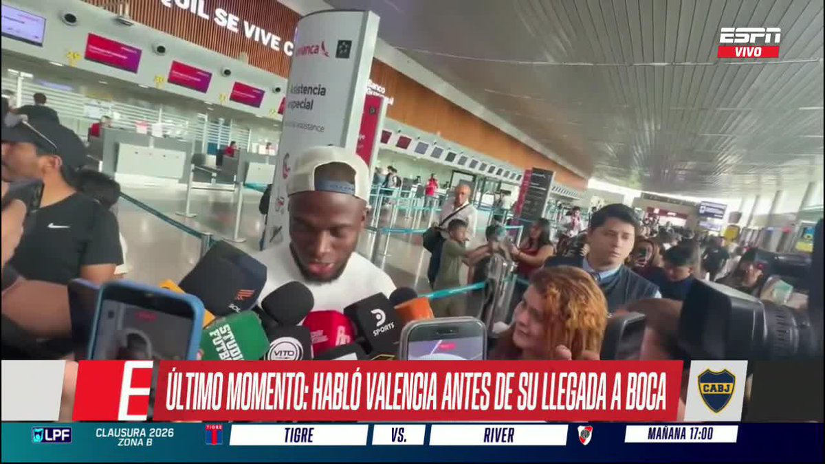 "ESTOY MUY ILUSIONADO CON MI LLEGADA A BOCA" Enner Valencia declaró antes de salir de Guayaquil hacia Buenos Aires para sumarse a Boca. ▶️ Mirá #ESPNEquipoF en el Plan Premium de #DisneyPlus