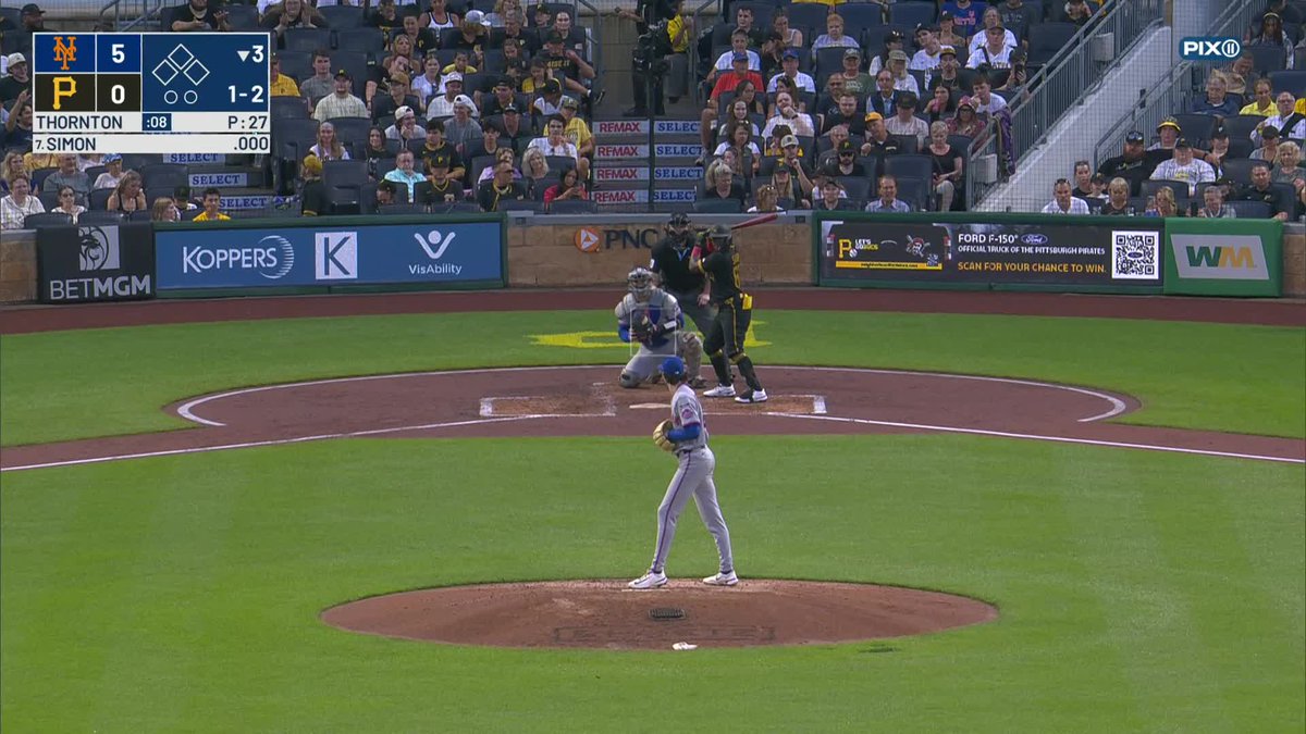 Carson Benge makes the catch at the wall and gets the out! 😱