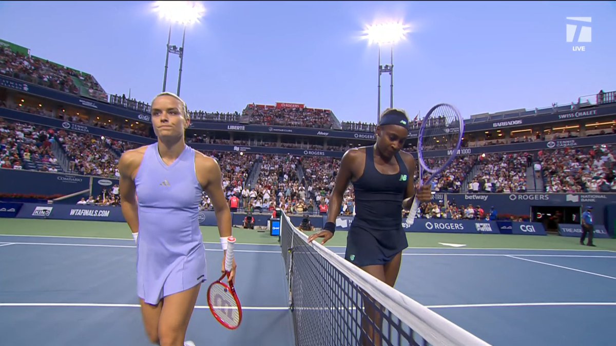 Another solid performance from Coco Gauff as she advances to the fourth round in Toronto ✅ She survived a second set scare to beat Maria Sakkari 6-1, 6-4 👏 #NBO26