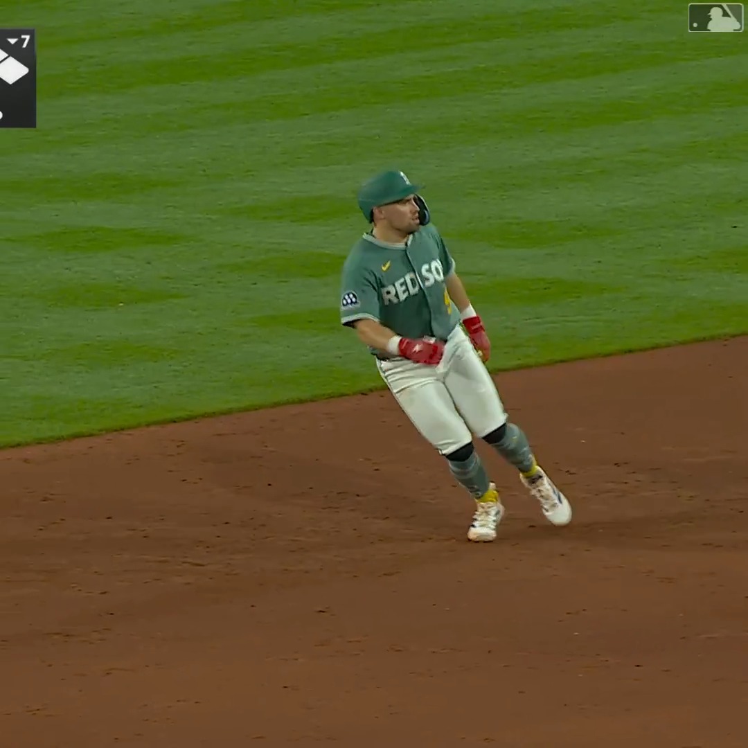 Fenway is ALIVE.