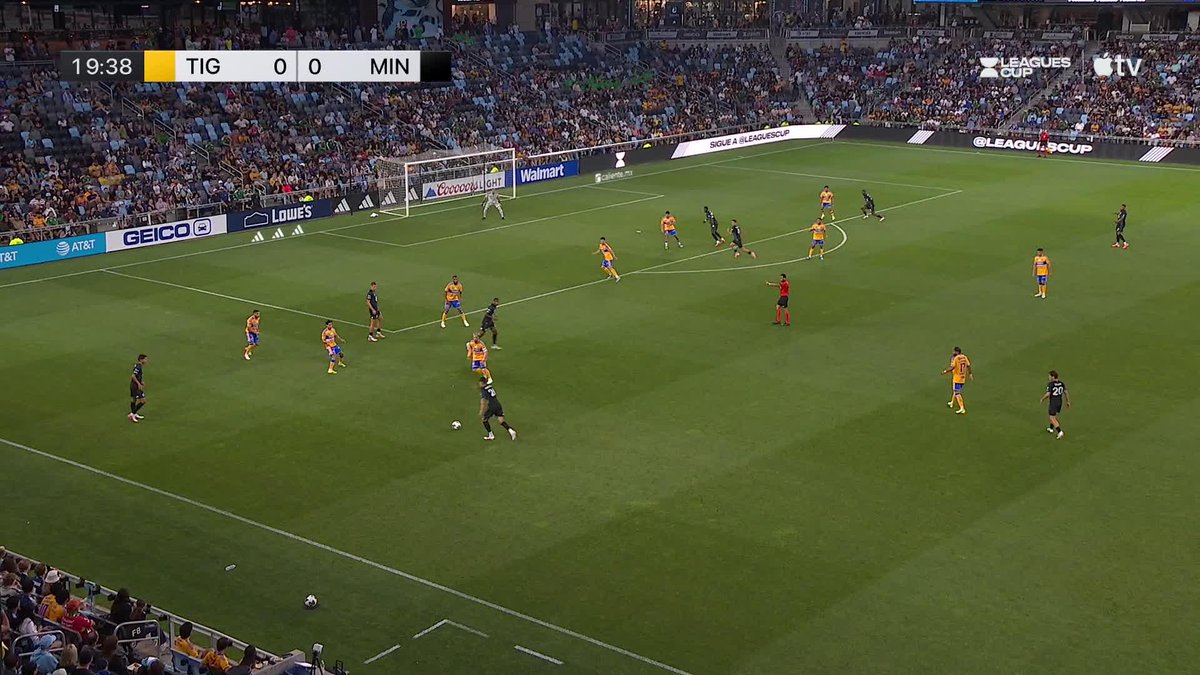 Nahuel haciendo cosas de Nahuel. 🔥 #LMXLC2026 | #TIG Ve la Leagues Cup 2026 en vivo en Apple TV.