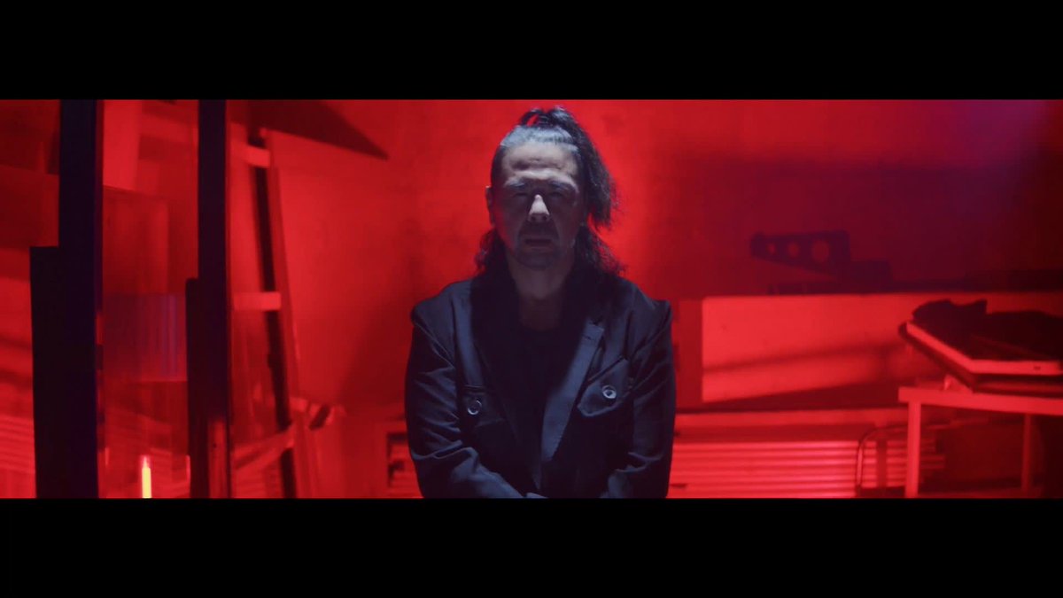 "I'm back, and this time, I will not be alone." What does Shinsuke Nakamura have up his sleeve?!?