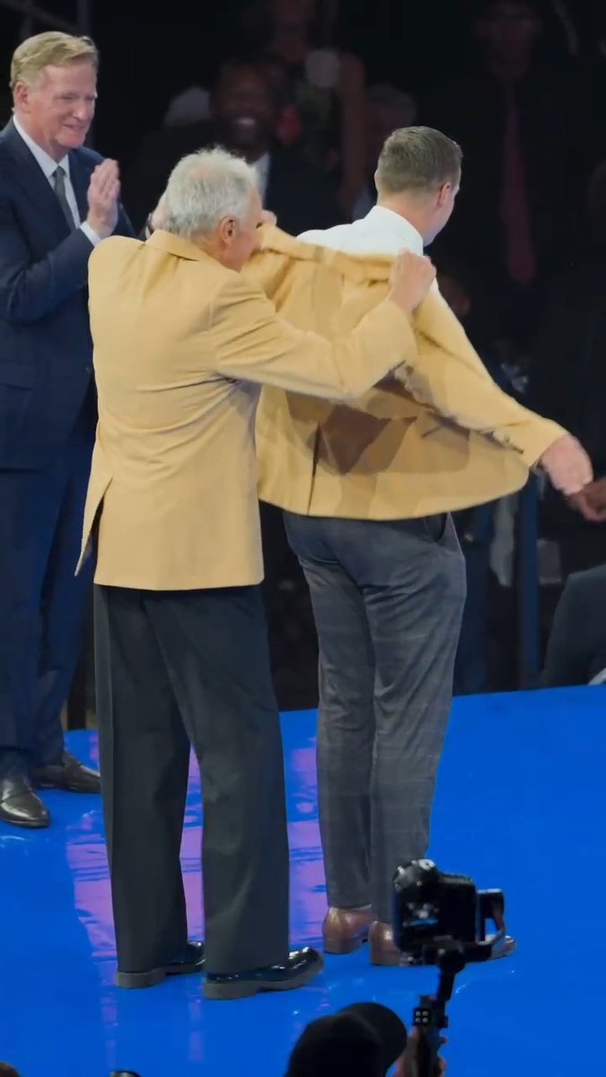 Drew Brees receives his Gold Jacket Haggar Clothing Co. New Orleans Saints Drew Brees