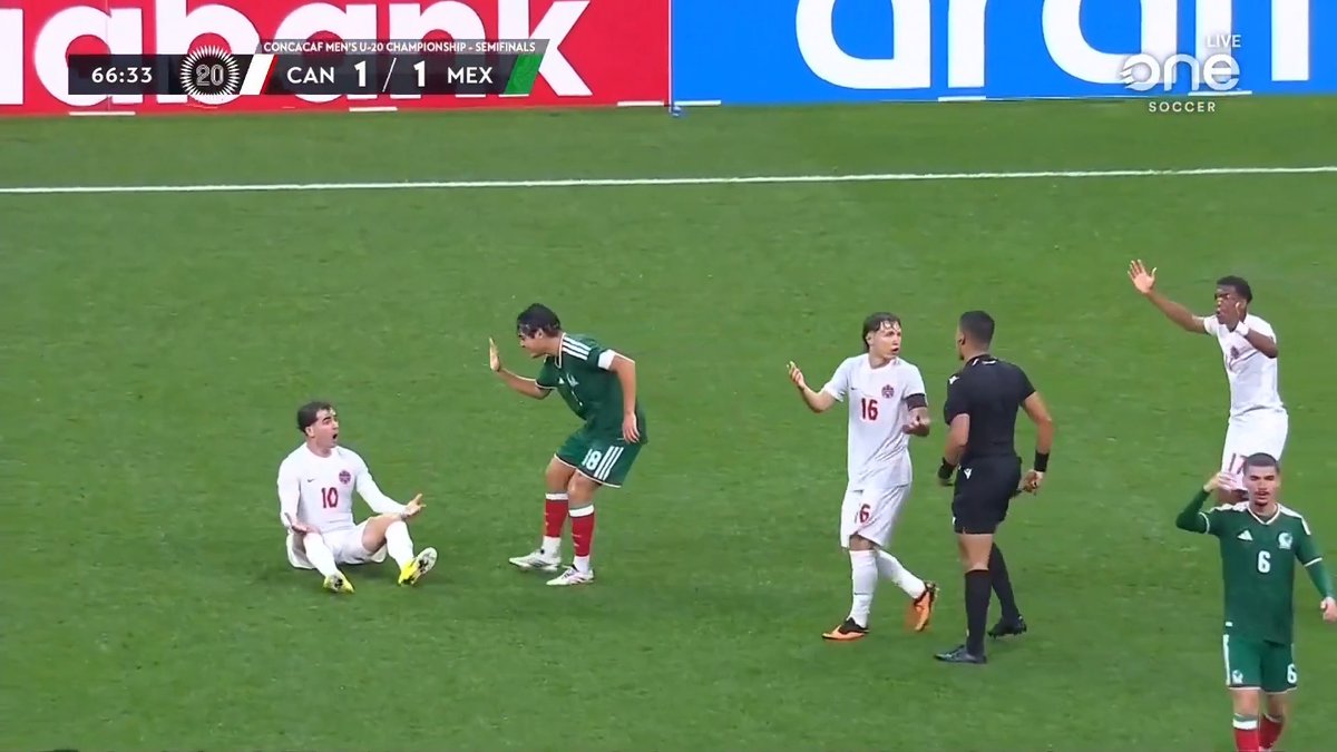 Liam Mackenzie is sent off for dribbling past a Mexican player 🔴 Watch #CanM20 on OneSoccer