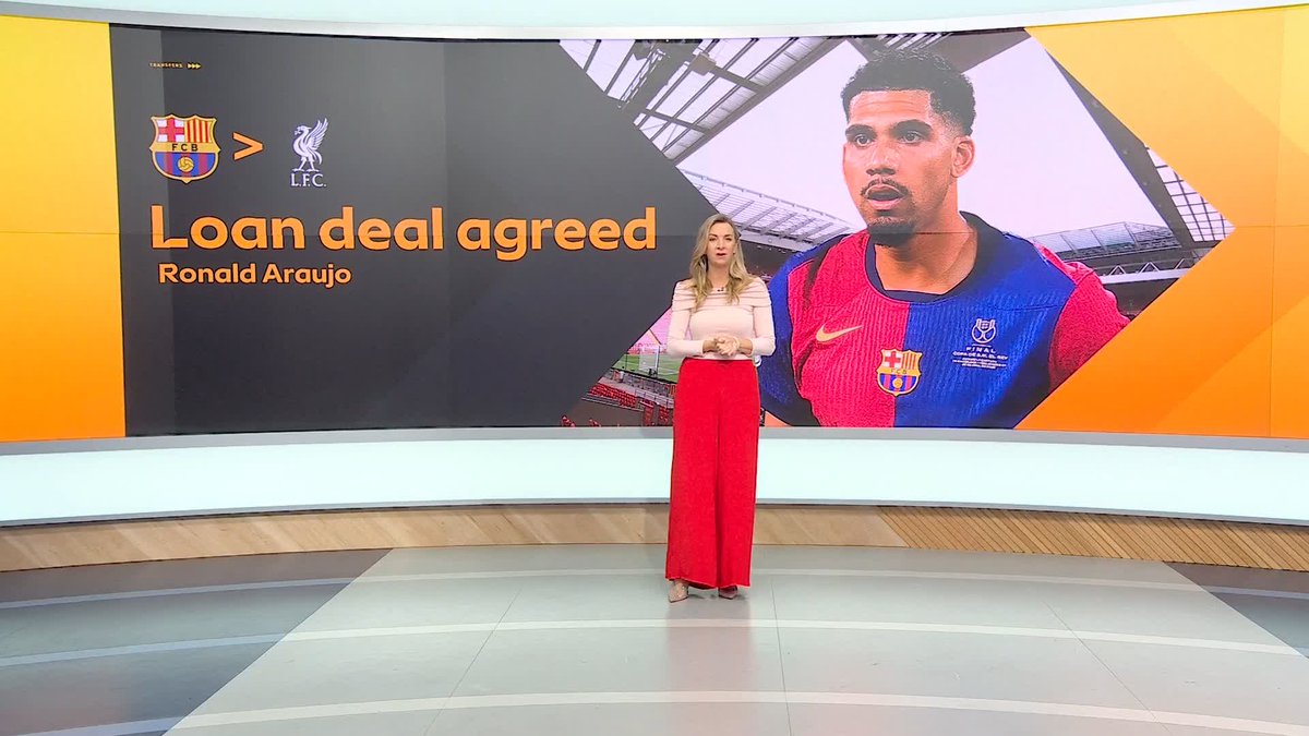 Liverpool have agreed a surprise deal for Barcelona defender Ronald Araujo to join on loan for the season 🔴🤝