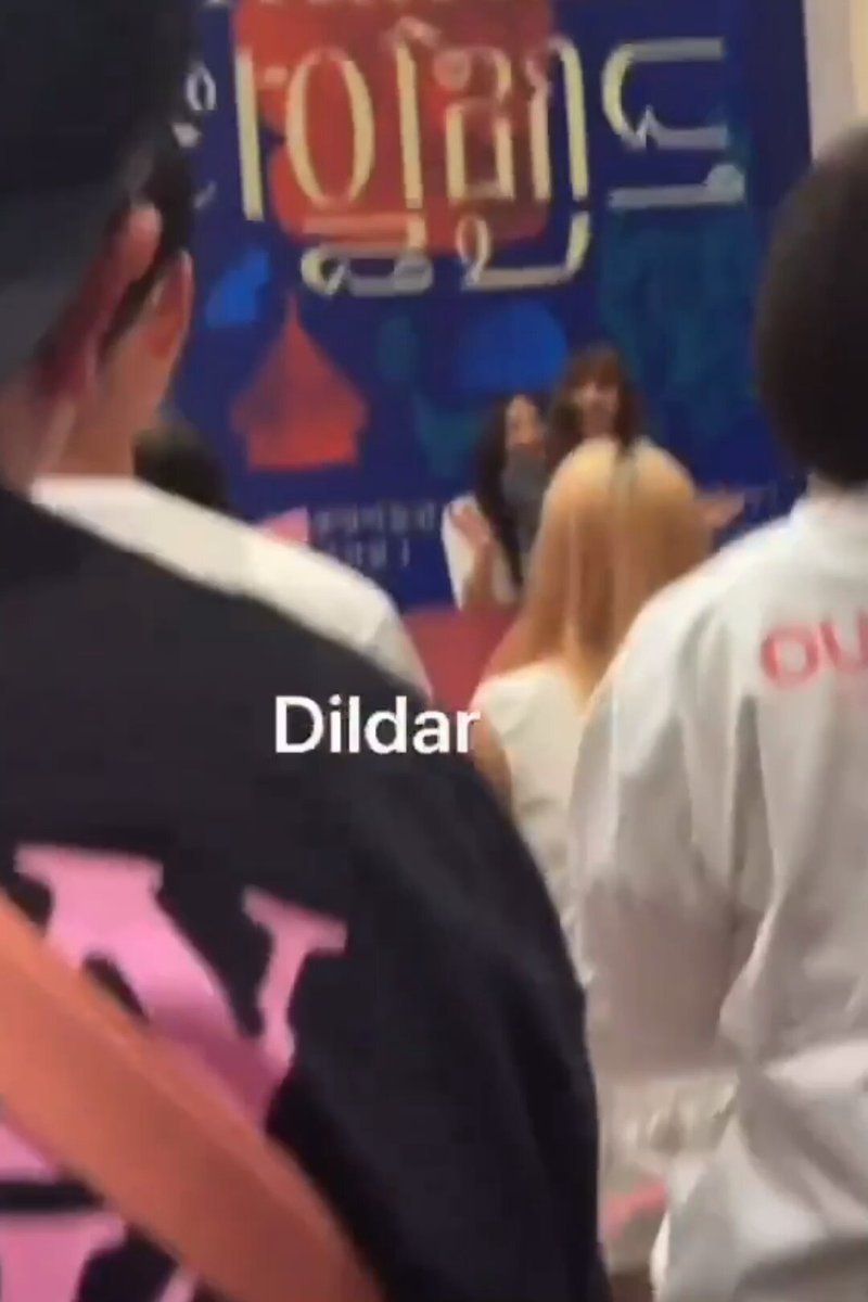 whoever that risked their ass from getting kicked out for recording just know u is important