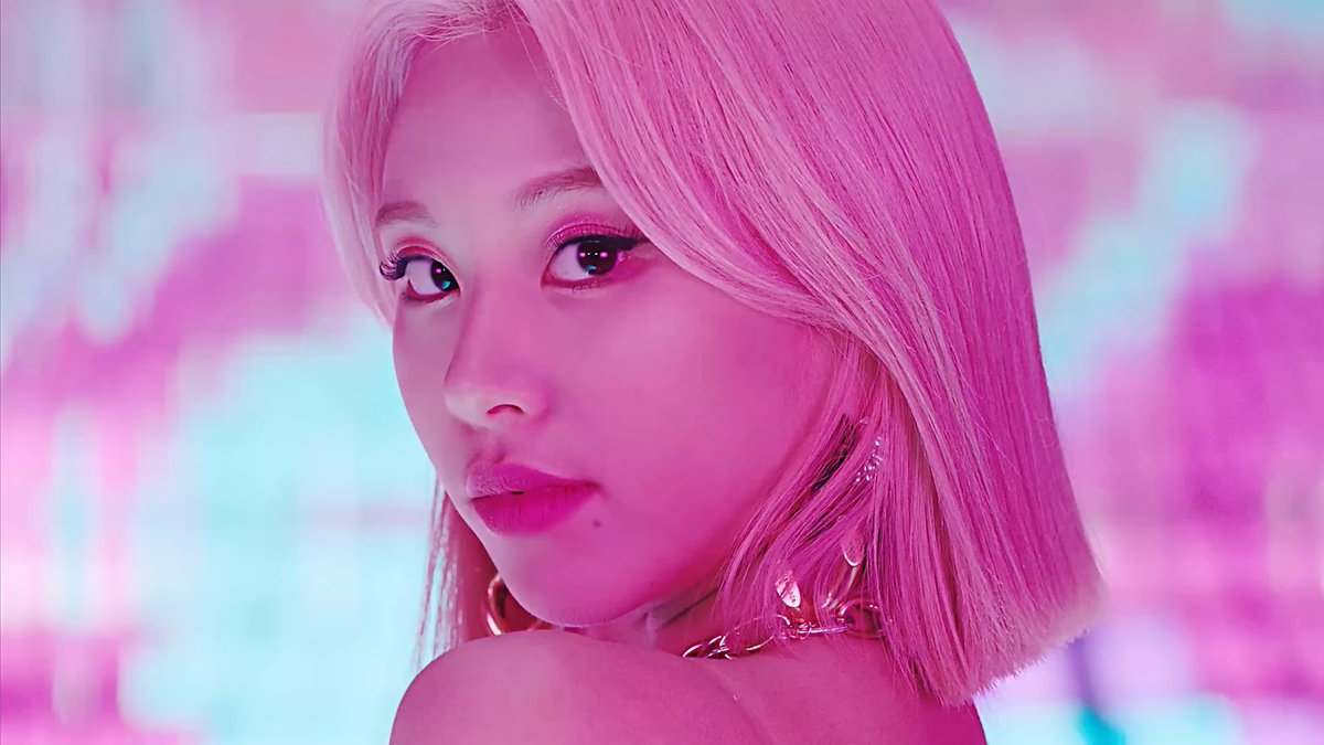 JYPE acts with the most music videos reaching the following milestones on YouTube: 100M: TWICE (26) 200M: TWICE (17) 300M: TWICE (16) 400M: TWICE (12) 500M: TWICE (9) 600M: TWICE (5) 700M: TWICE (3) 800M: TWICE (1) 900M: TWICE (1)