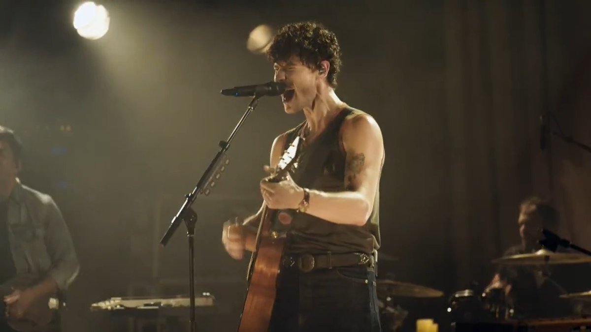 Happy birthday to the most talented person in the world, happy 28 shawn! 🫶🏻🤍 #HappyBirthdayShawn