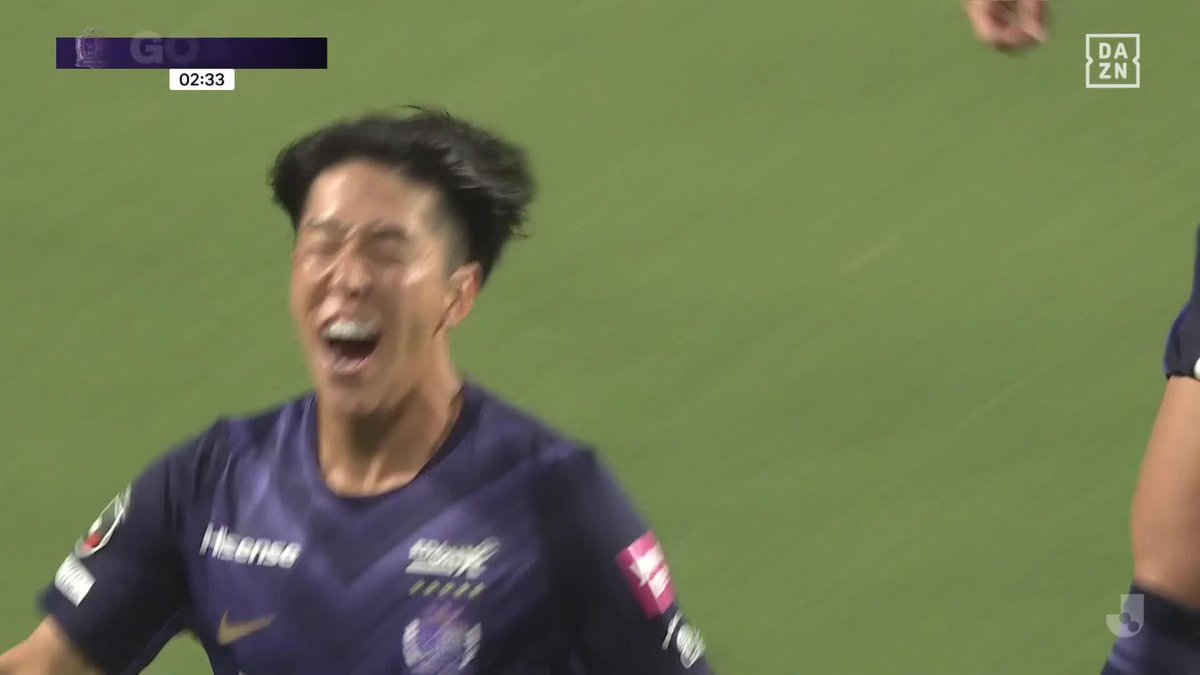 最高のShootを叩き込んだ! やはり“持っている”この男🟪 中野就斗が百年構想リーグに続く開幕戦ゴール🔥 🏆明治安田J1リーグ第1節 🆚広島×千葉 📺DAZN ライブ配信中 #Jリーグ #だったらDAZN #Jリーグ新開幕