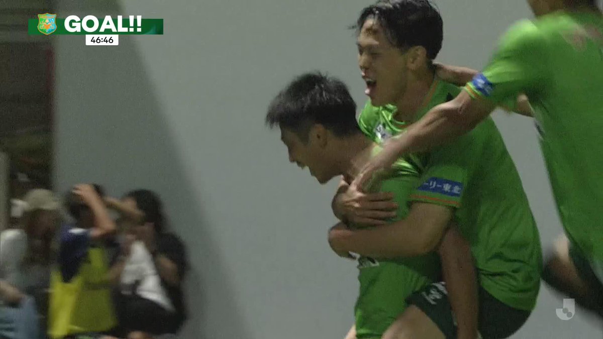 本日2ゴール目もゴラッソ！！ 🎦 ゴール動画 🏆 明治安田Ｊ２リーグ 🆚 八戸vs富山 🔢 2-0 ⌚️ 47分 ⚽️ 佐藤 祐太（八戸） #Ｊリーグ