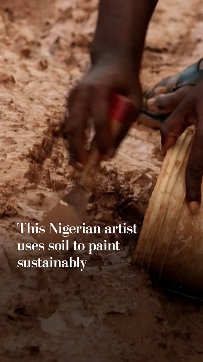 Nigerian artist Emmanuel Olatunde is blending his background in science with his passion for art by turning clay from local soil into a painting tool. Drawing on his chemistry knowledge, he neutralizes clay’s natural brown tone and adds metallic oxides to create vibrant hues.