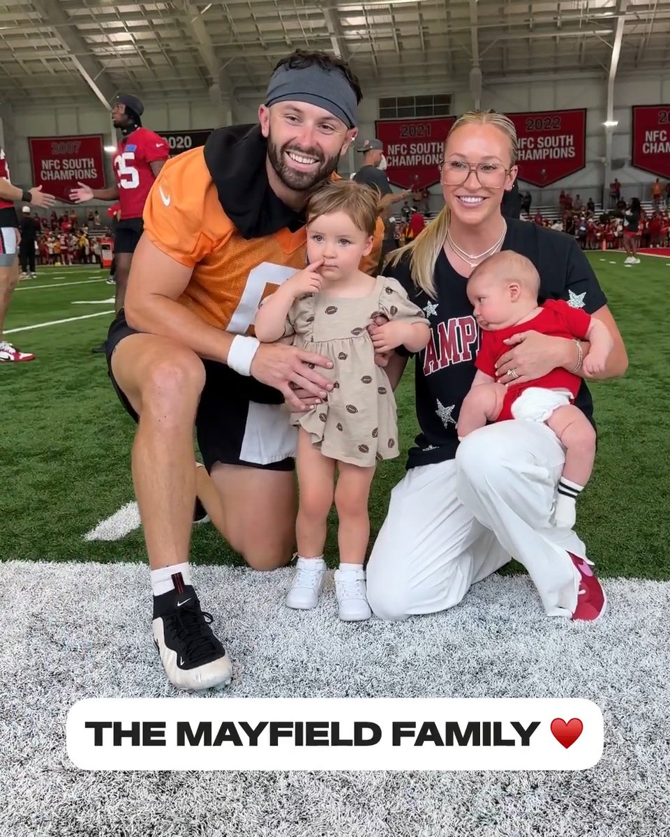Girl Dad. Boy Dad. Baker Mayfield does it all 🩷💙