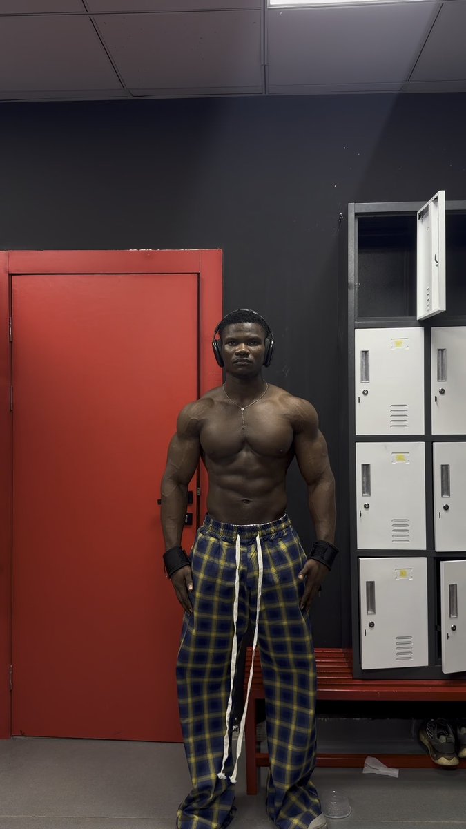5 gym mistakes I never knew when I started my fitness journey —🧵short thread