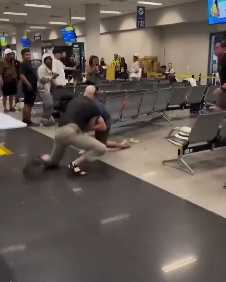 An Israeli man and an American man got into a fight at an airport in Manila 🇵🇭. The Israeli man alleges that the American man called him a baby killer and said: "Too bad Hitler didn't finish the job." As long as antisemitism continues to be accepted under the false label of anti-Zionism, we will continue to see more stories like this.