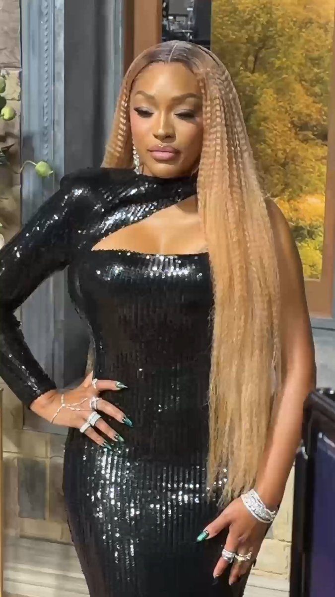 Check in, boo. The #RHOA Reunion premieres TOMORROW🍑