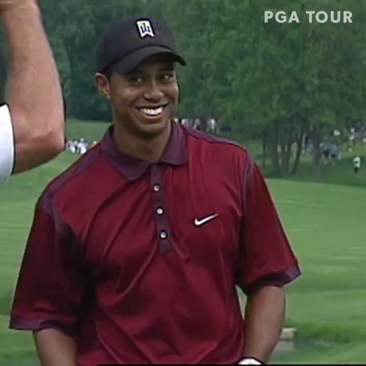 Tiger Woods incredible flop shot at 2004 Memorial even left tiger impressed🔥🏌️ Tiger: “Wow!” Jack: “Oh my gosh!”