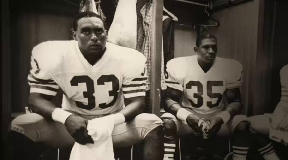 Roger Craig revealed during his Hall of Fame speech that he has been diagnosed with vascular dementia 🙏