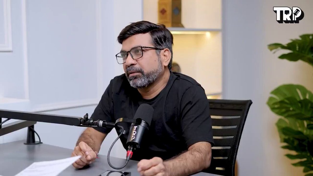 🚨 शॉकिंग खुलासा 🚨 CJP को 26 मिलियन फॉलोअर्स कैसे मिले? एनालिसिस क्या कहता है: – अचानक हजारों कोऑर्डिनेटेड अकाउंट्स बनाए गए – शुरुआती फॉलोअर्स में 80% भारत के बाहर से – बॉट वेव के बाद भारी एल्गोरिदमिक पुश इतने बड़े स्तर पर ऑर्गेनिक ग्रोथ असंभव है बिना भारी फंडिंग और एल्गोरिदम सपोर्ट के। सच ये है: CJP कभी स्टूडेंट मूवमेंट नहीं था। ये एक अच्छी फंडिंग वाला संगठित राजनीतिक ऑपरेशन थाजो स्टूडेंट प्रोटेस्ट के भेष में चल रहा था। और अब मेटा ने खुद इसकी पुष्टि कर दी है।