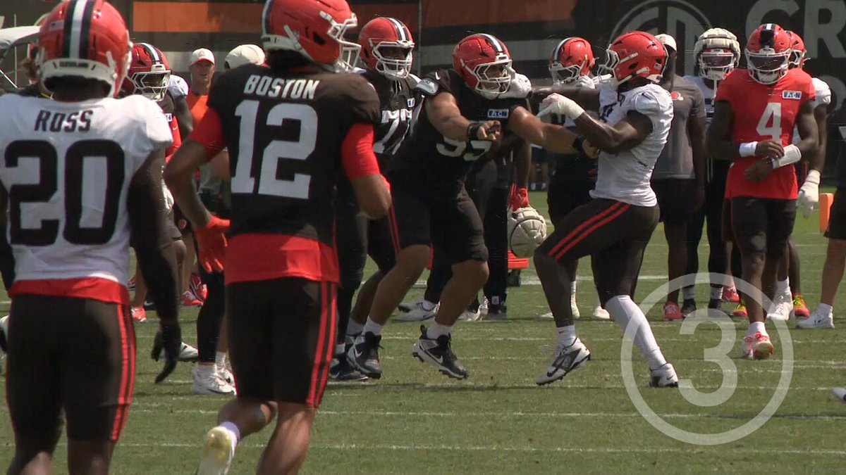 Browns rookie tackle Spencer Fano and defensive end Jared Verse get into a scuffle during training camp. #Browns WKYC 3News | 3 Sports