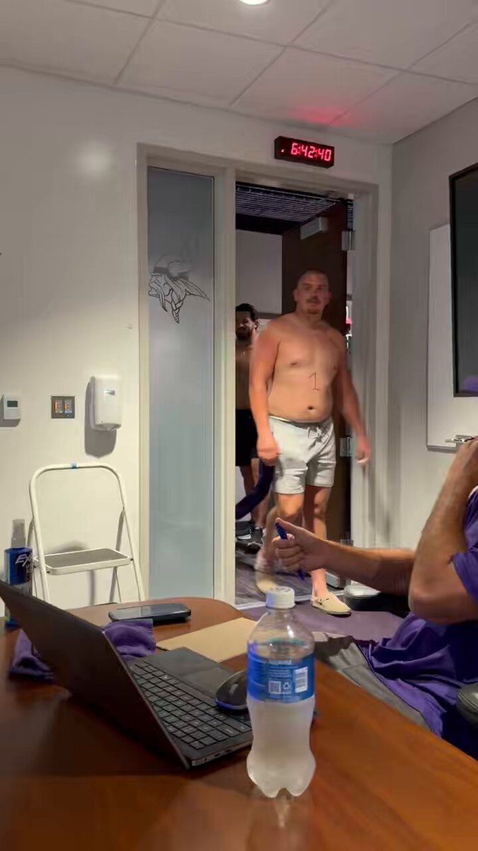 Shout out to the Rookie Hogs!
