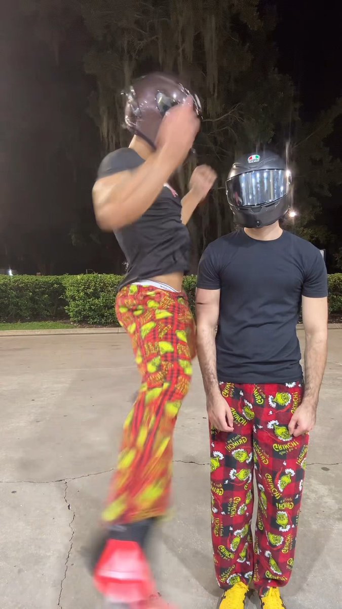 Blooper, bro got an arm full of Dih 😂 my fault😏 Larping Moto
