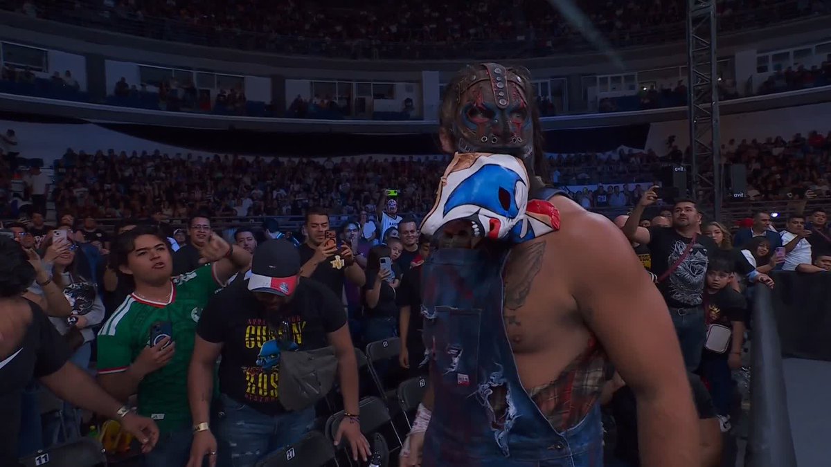 ¿QUIÉN ATACÓ A PSYCHO CLOWN?