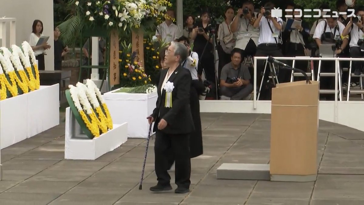 被爆者代表 本村チヨ子さん(87) が「平和への誓い」 原爆投下から81年、長崎平和祈念式典 「私たち被爆者が一人もいなくなる時代がそこまで近づいてきました」 「81年間十字架を背負って生きてきた私の記憶は、ただの昔話なのでしょうか」 #長崎原爆の日 #原爆の日