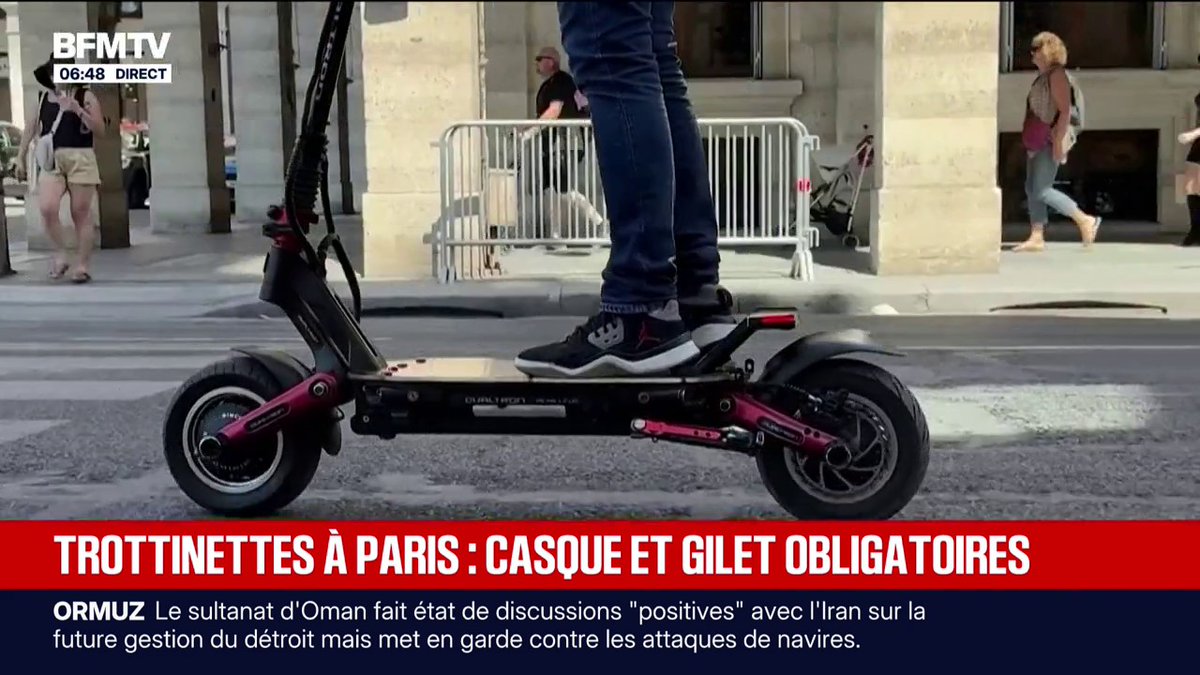 Trottinettes électriques: le casque et le gilet fluo désormais obligatoires