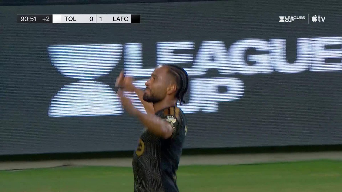 Absolute magic from Eddie Segura at 90+1' against Toluca for the game's first goal! 🤯