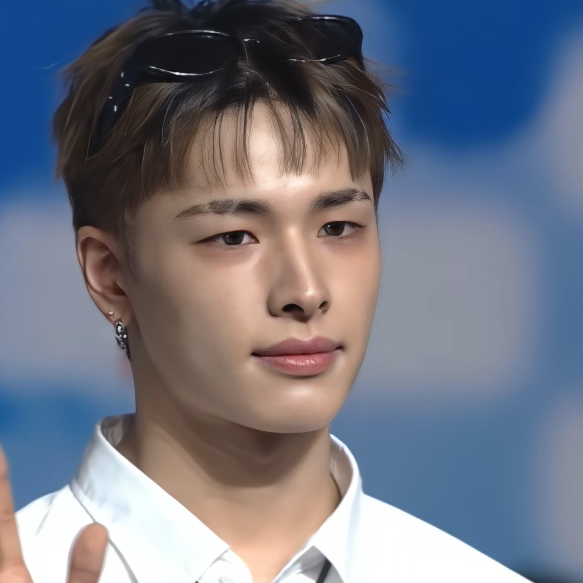 VISUAL AFTER VISUAL AFTER VISUAL THIS IS CRAZYYYYY