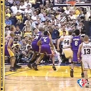 When Shaq fouled out and Kobe took over in OT of Game 4 of the 2000 Finals 🔥