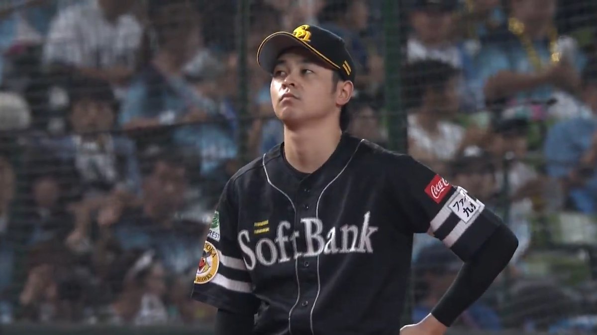 「とれない」ではなく「とらない」🤔🤔 #川瀬晃 の内野安打をファウルにする見事な打球判断😉 その後 #前田悠伍 がゲッツーに打ち取る最高の結果を生み出す✨ #sbhawks #ベースボールLIVE で配信中[初月無料]