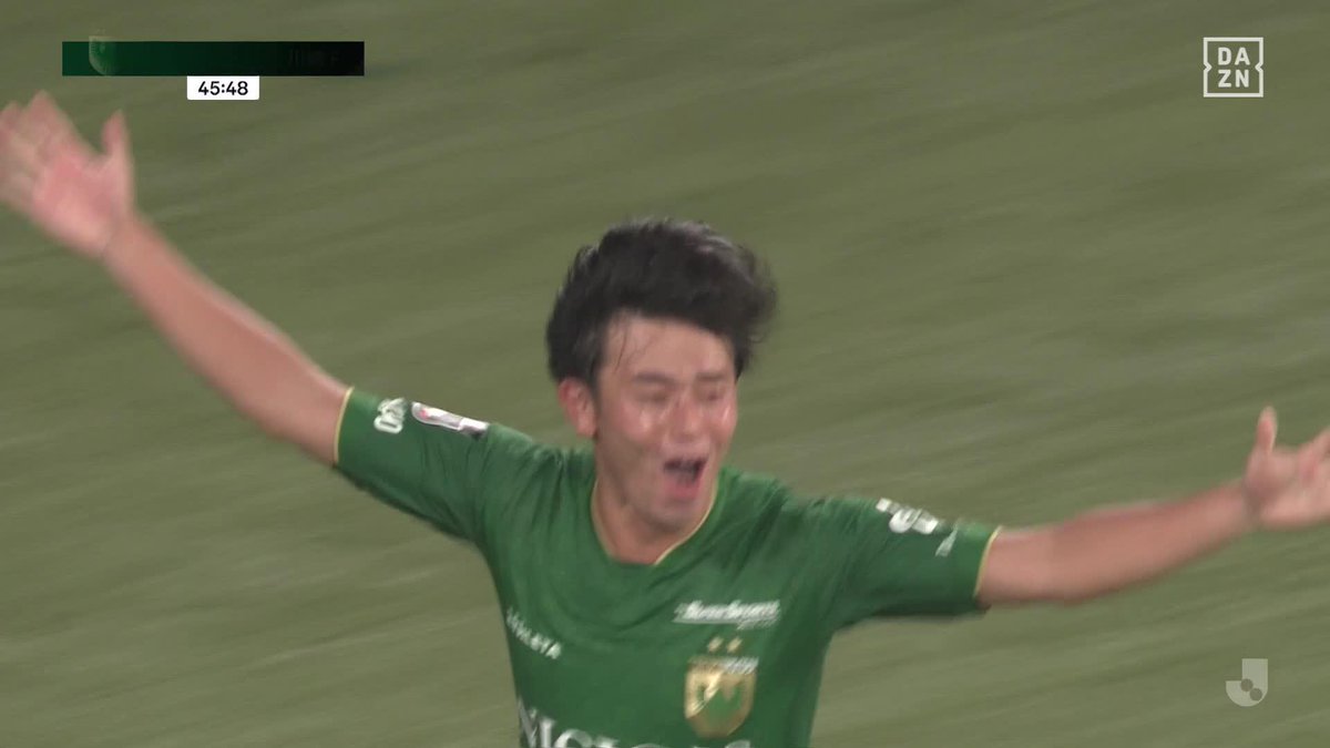 泥臭く均衡を破った ヴェルディの今季初ゴールを溝口修平! ゴール前の大混戦からしぶとく流し込む🔥 🏆明治安田J1リーグ第1節 🆚東京V×川崎F 📺DAZN ライブ配信中 #Jリーグ #だったらDAZN #Jリーグ新開幕