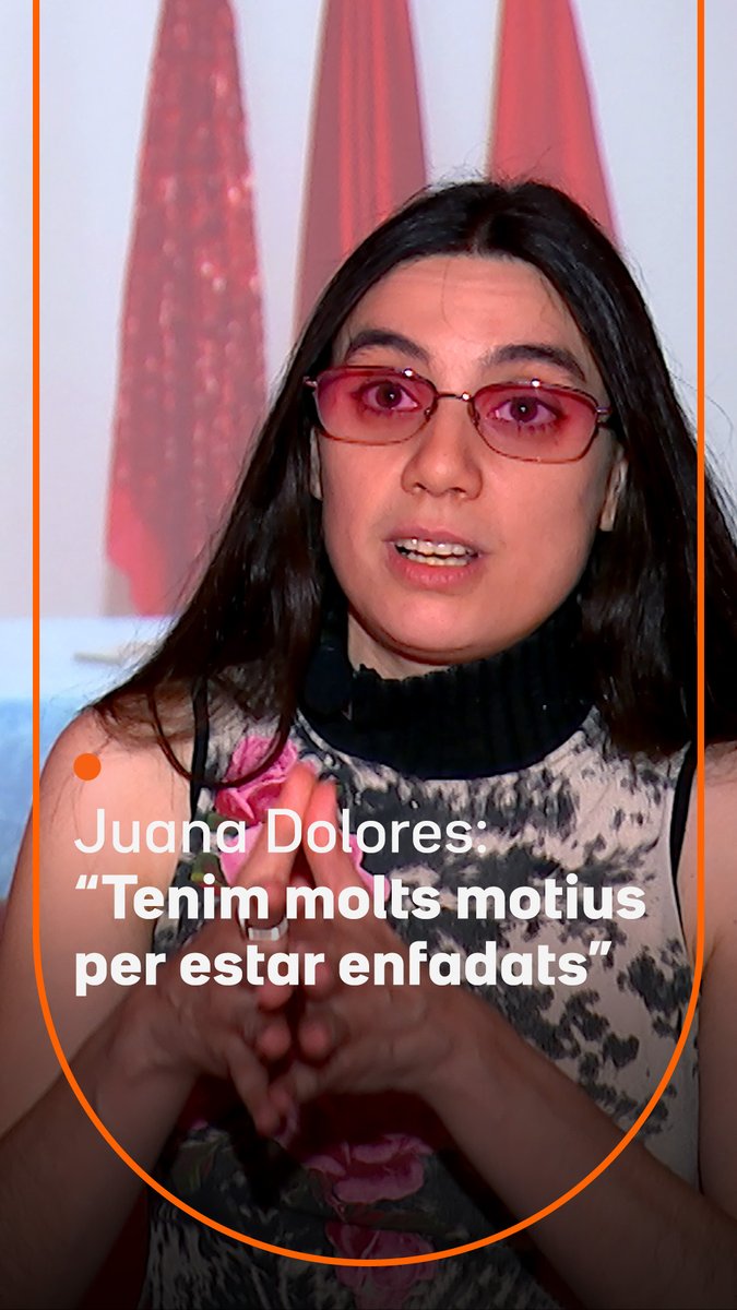 "Tenim molts motius per estar enfadats." Irreverent i disruptiva, Juana Dolores reflexiona sobre l'amor i l'odi a "Declaració d'amor a Lenin", la seva primera exposició en una institució pública. Fins a l'1 de novembre es pot visitar a lavirreinaci