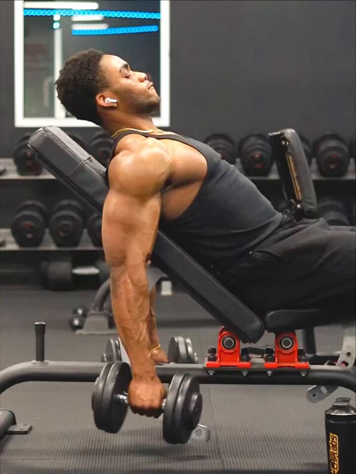 6 Huge Arm Workout: 1.