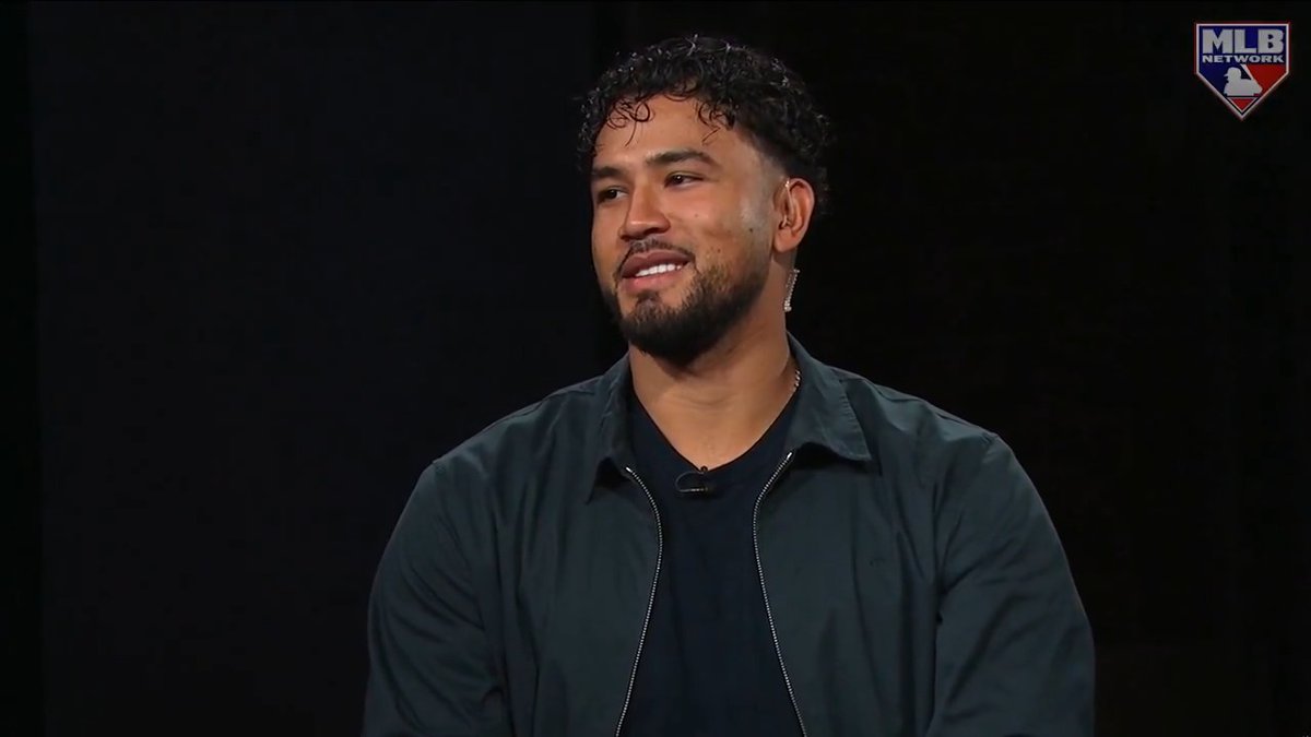 Iván Herrera knows his way around... fixing cars!? St. Louis Cardinals | #MLBCentral