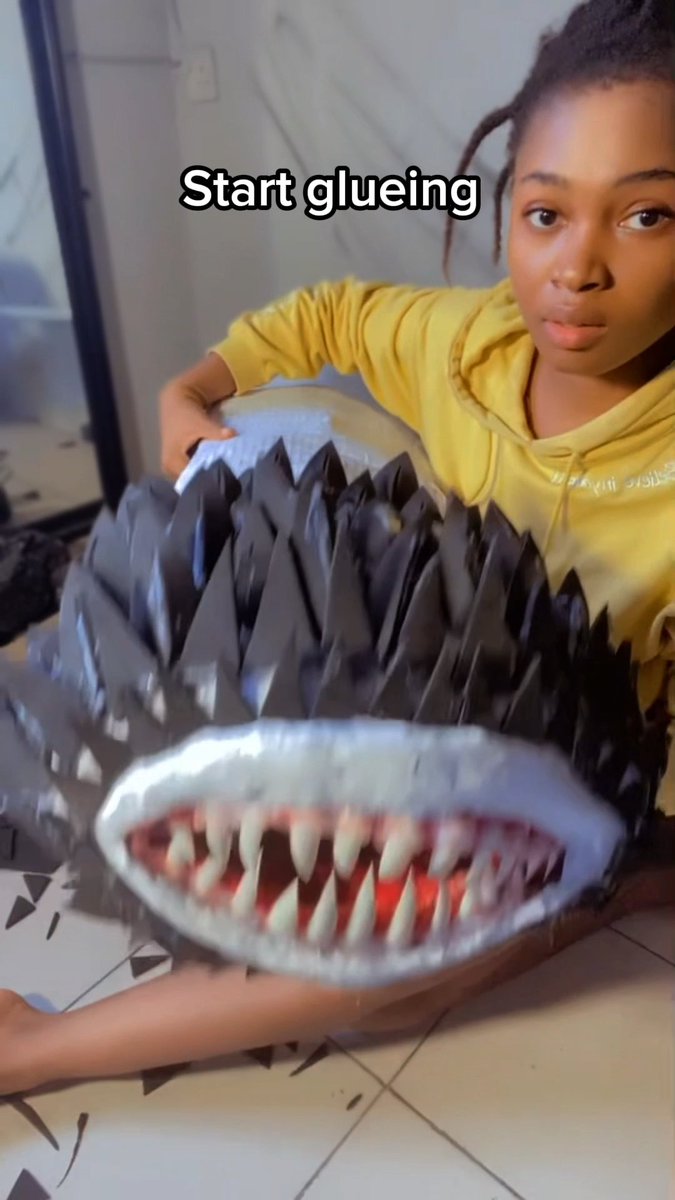 Kisame weapon’s diy video from the akatsuki in naruto. (I dont own the music ⚠️)