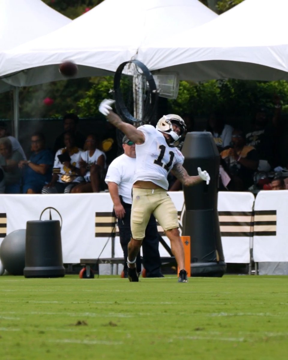Great dot from Zach Wilson, great catch from Ronnie Bell 🫡 #Saints | Rouses Markets