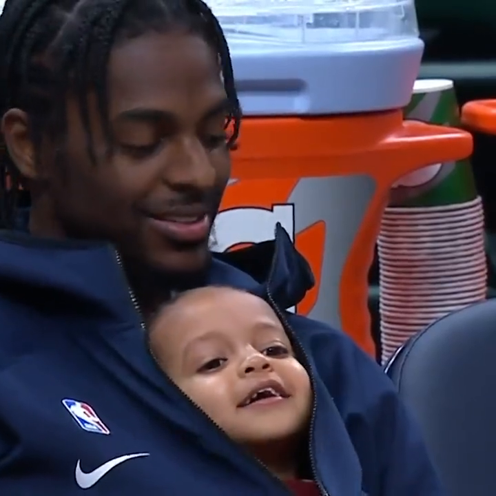 Dia dos Pais é sempre a oportunidade de relembrar um dos melhores vídeos de NBA. ♥️