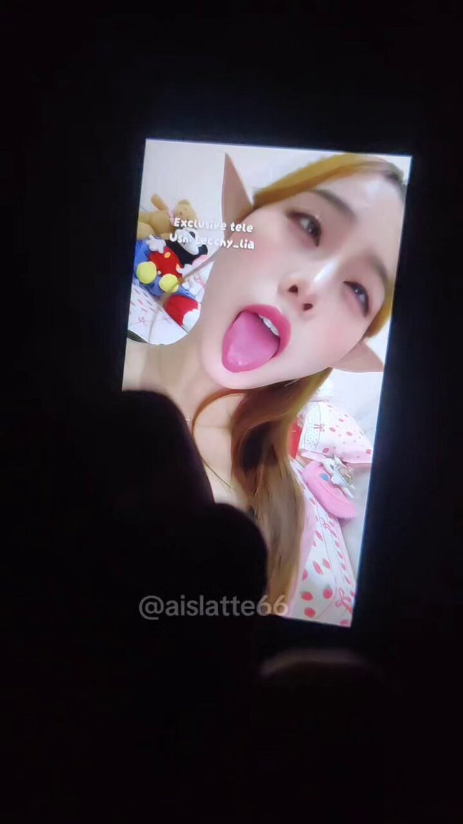 ahh mntep bgttt anj 😖✌🏻💦 #crot #kontolin #pejuhin #cumtribute